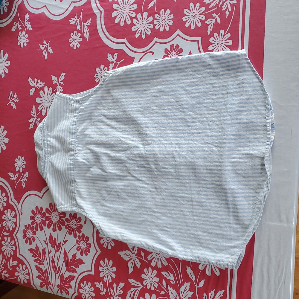 3/$25 Vintage Striped Sleeveless Button-Up Top - Picture 8 of 8